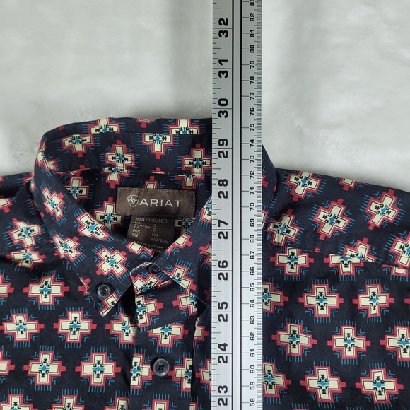 Ariat Long‎ Sleeve Button Down Shirt Men's Small Navy Blue Geometric Print - Picture 3 of 9